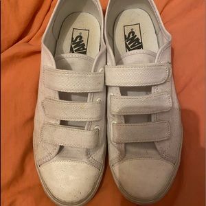 White Velcro men’s vans size 10